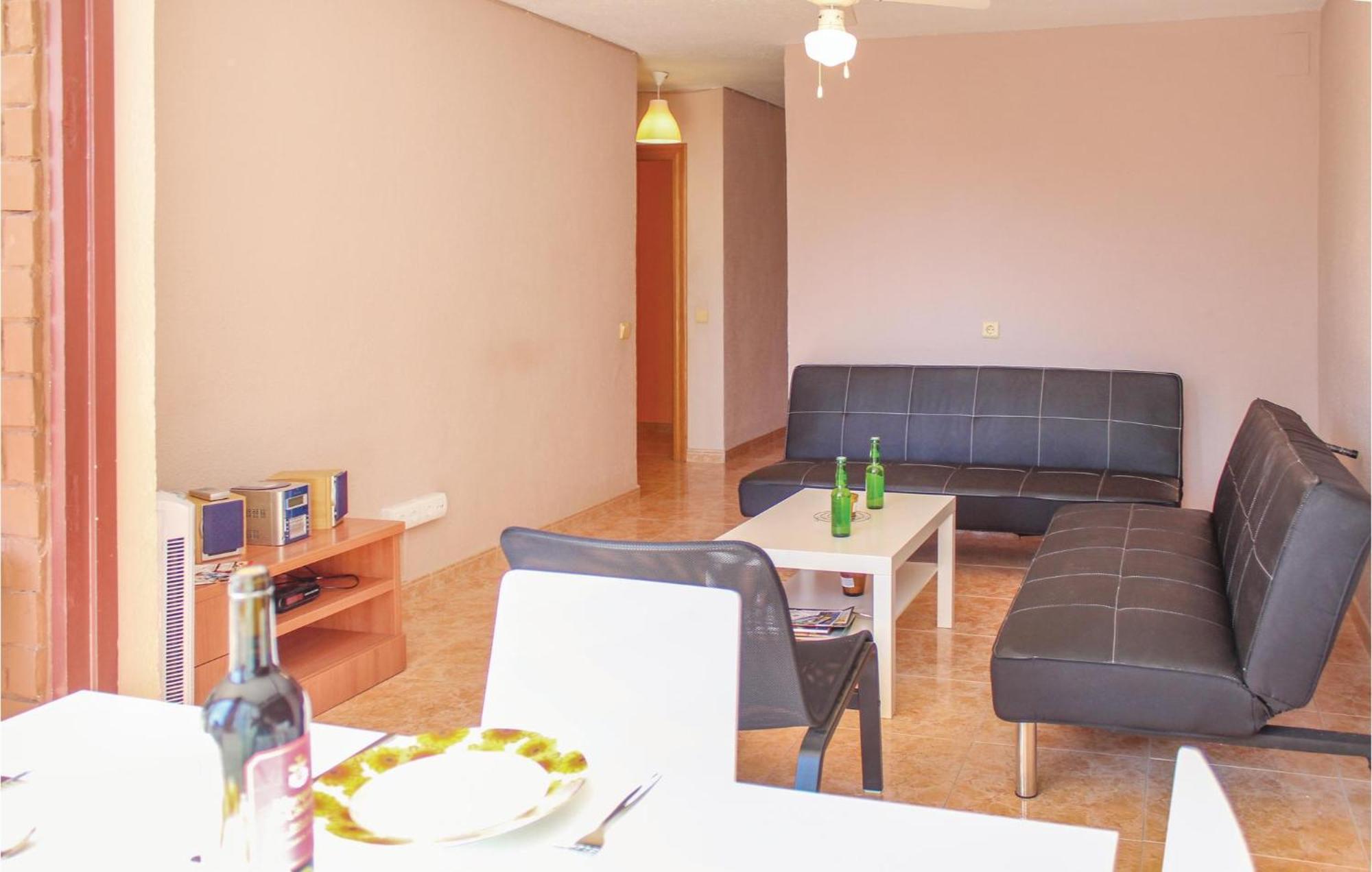 2 Bedroom Pet Friendly Apartment In Alicante Exterior foto